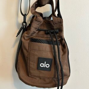ALO Yoga Brown Drawstring Crossbody Belt Bag